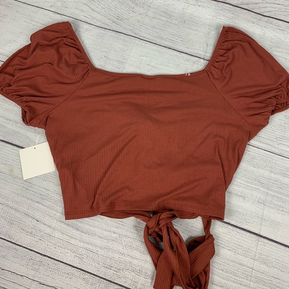FREE KISSES Tie Waist Crop Top Junior’s Plus Sz 1X, 3X Burnt Orange Belly Shirt - Picture 3 of 9